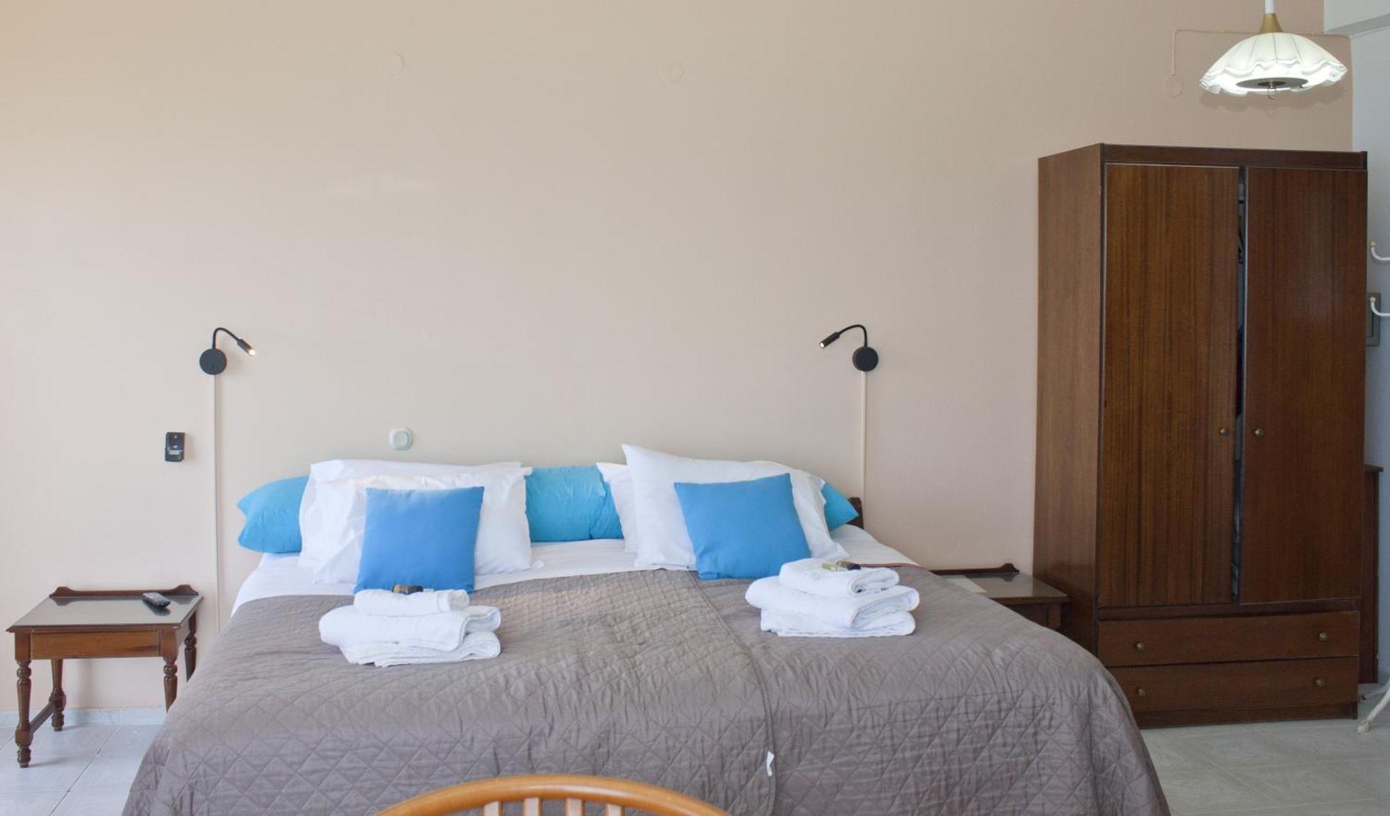 Melani Apartments Chania  Ngoại thất bức ảnh