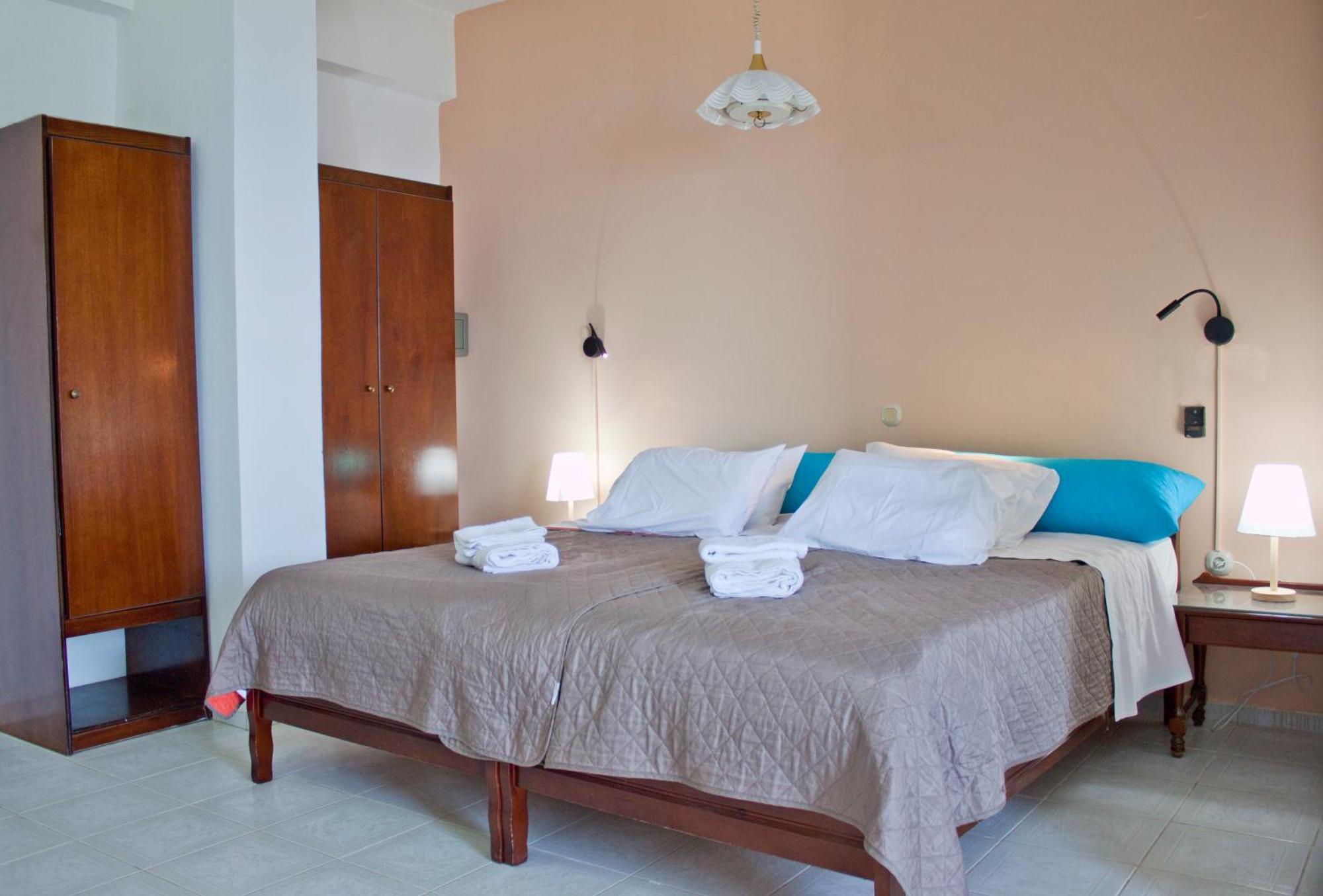 Melani Apartments Chania  Ngoại thất bức ảnh